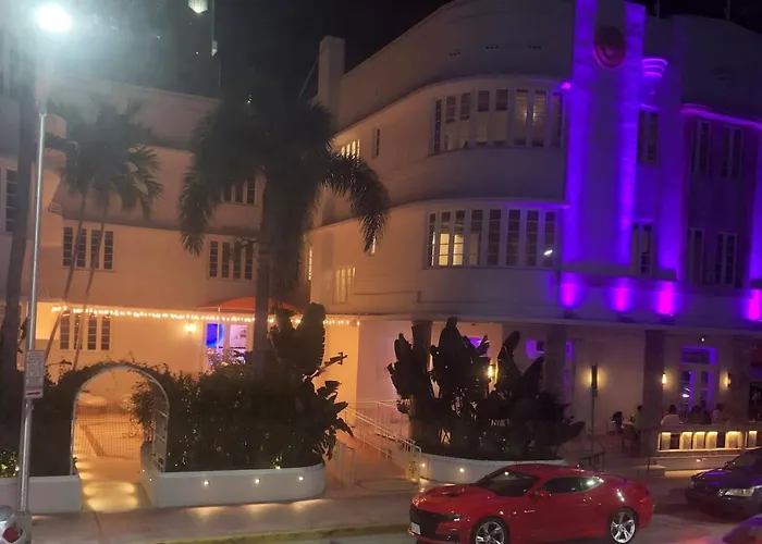 Heart Of South Beach / Modern Apartment / Ocean Drive - Carlyle
